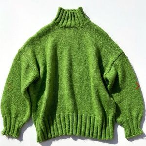 NWT Lisa Says Gah Cece Sweater